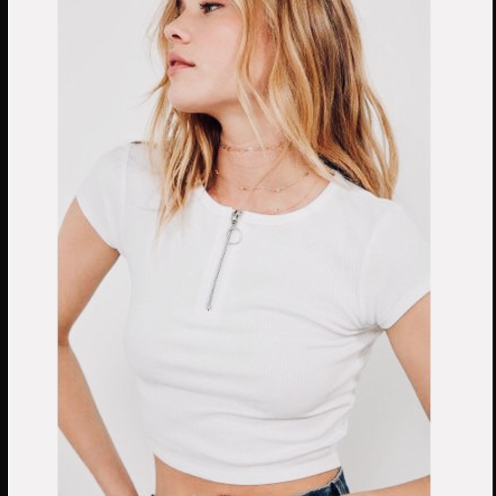 Silence + Noise half-zipped cropped top. NWT